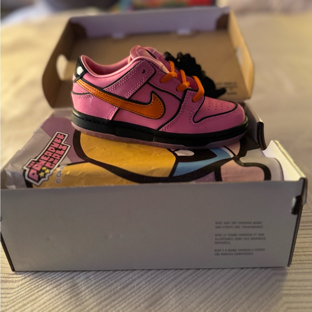 Nike dunk SB powerpuff girl blossom - Picture 1 of 8